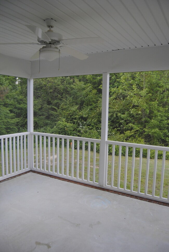 Building Photo - 105 Tillage Pl