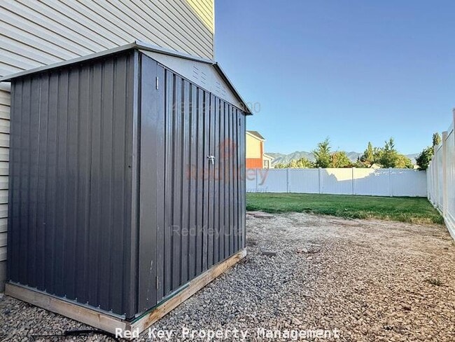 Building Photo - 177 Crystal Bay Dr