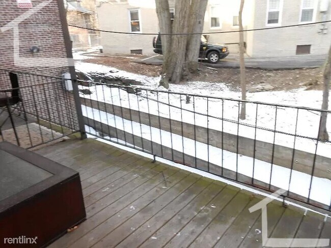 Building Photo - No Brokers Fee, Large Apartment in brighton, Heat, Hot Water Included, Eat-in Kitchen, Porch, Par...