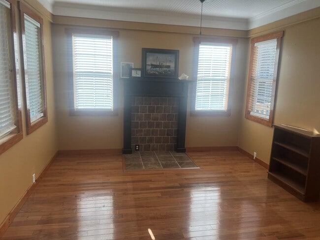 Building Photo - 138 Blue Ridge Dr