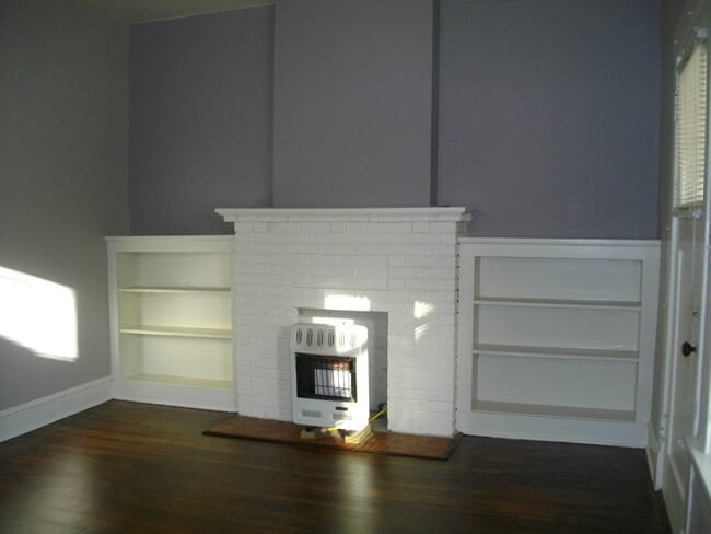 Building Photo - Rental Property