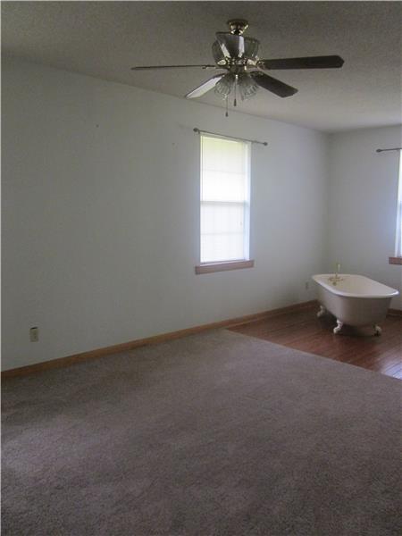 Building Photo - 1112 Dean Forest Rd