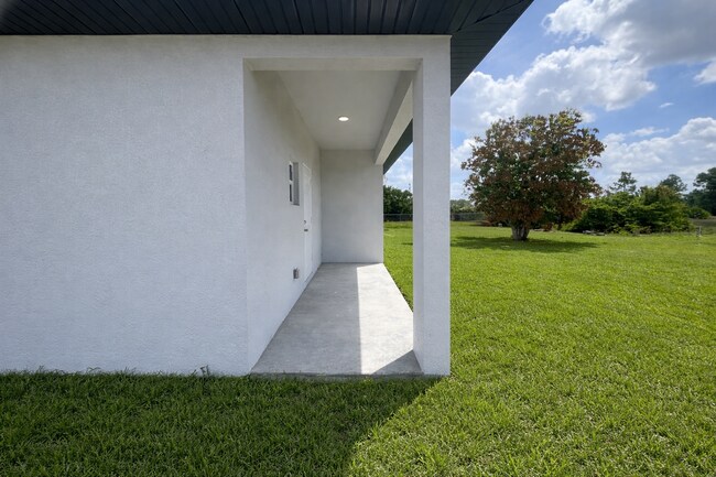 Building Photo - BRAND NEW CONSTRUCTION! 2 Bed / 2 Bath Home in Southwest Lehigh Acres