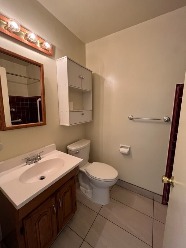 Building Photo - "Charming Castro Valley Retreat: Spacious 1-Bedroom Haven with Elegant Granite Touches!"