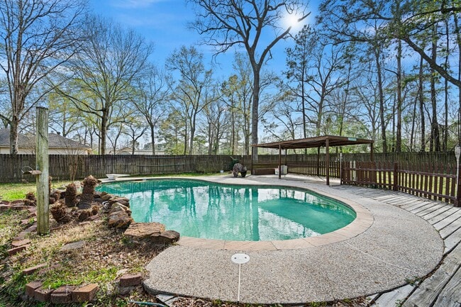 Building Photo - 23864 White Oak Ct