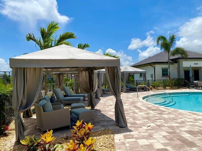 Building Photo - 4464 San Fratello Cir