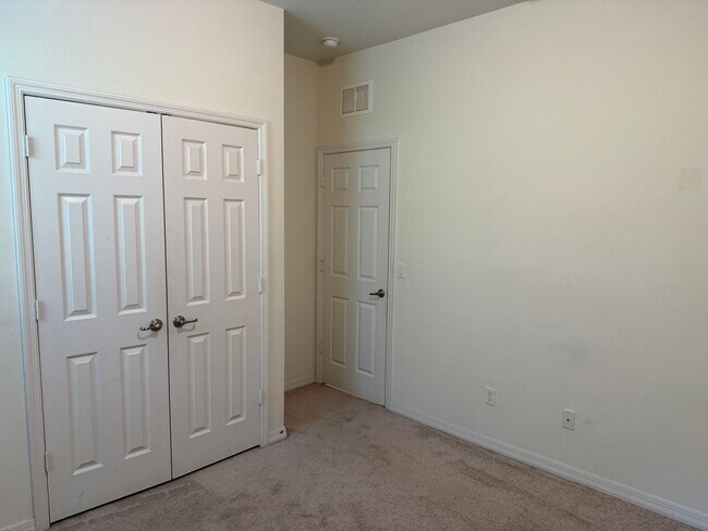 Building Photo - BEAUTIFUL 4 BEDROOMS, 3 BATHS,  SINGLE FAMILY HOME IN HARVEST LANDING IN CLERMONT