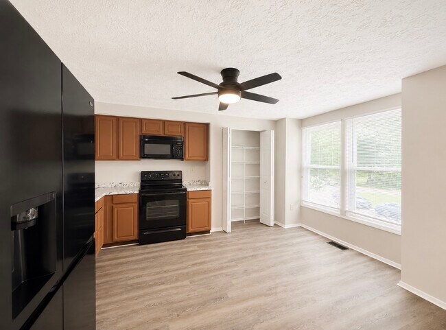 Building Photo - 6412 Autumn Gold Ct