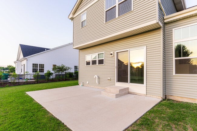 Building Photo - 1125 Juniper Dr