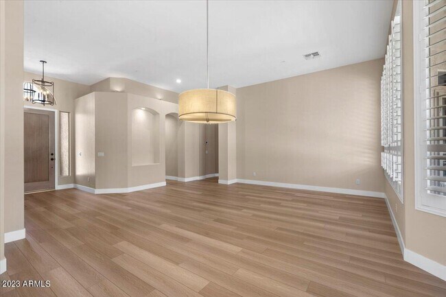 Building Photo - 10388 N 135th Way