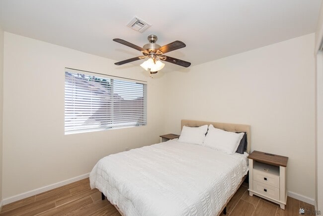 Building Photo - 3484 W 14th St