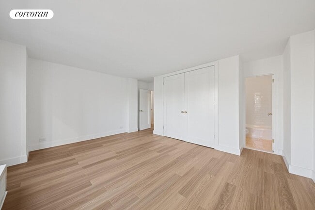 Building Photo - 501 E 87th St