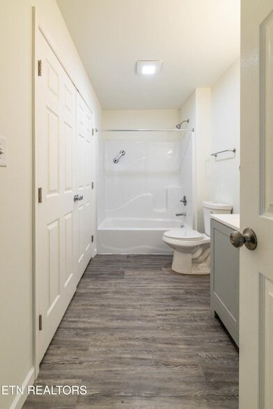 Building Photo - 1732 Jourolman Ave