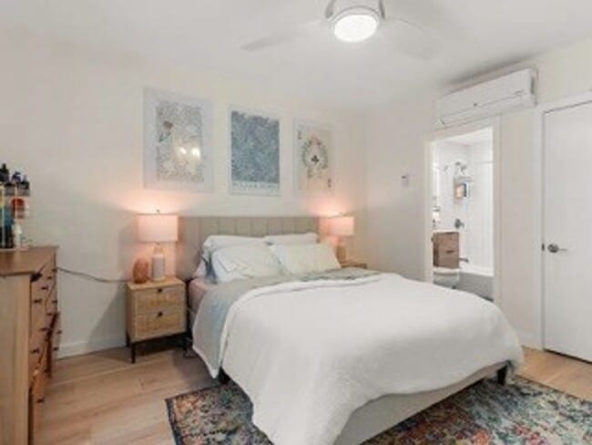 Building Photo - 1Br/1Bth apartment available June 1, 2026. Great location. Laundry in unit!