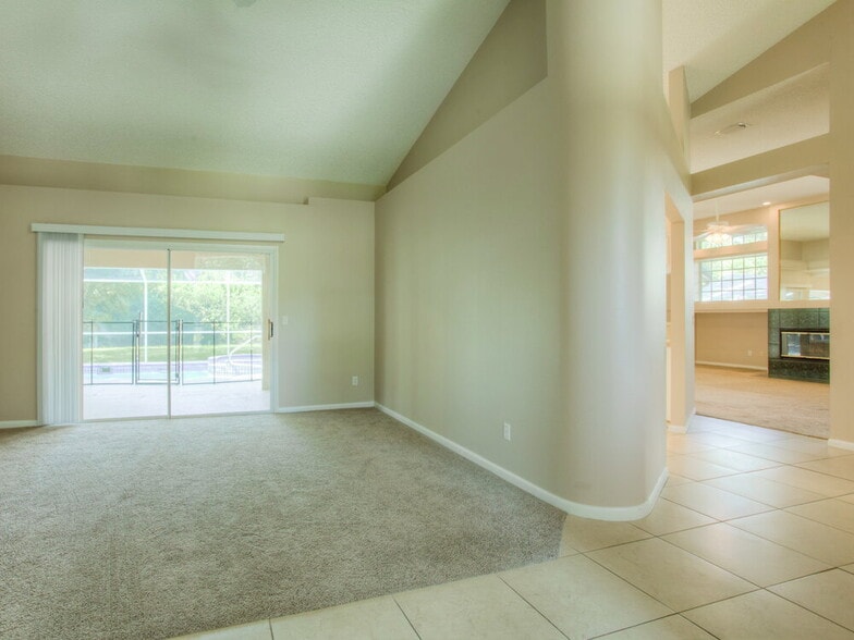 Building Photo - 1484 E Lake Woodlands Pkwy