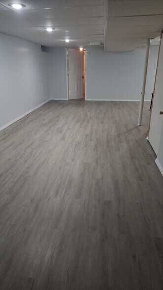 Building Photo - 32230 Ruehle Ave