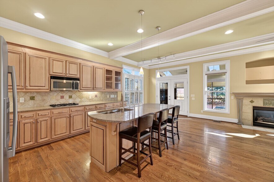 Building Photo - 2917 Wellesley Trce