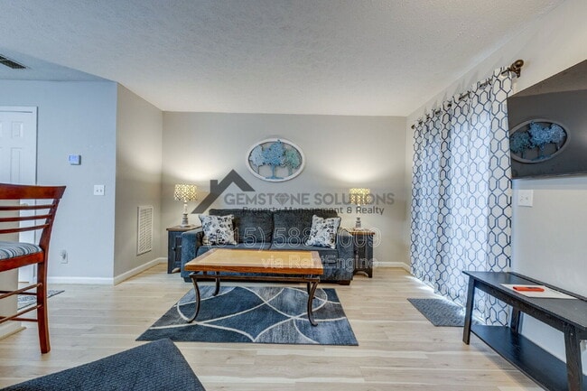 Building Photo - 668 Flintlock Ct