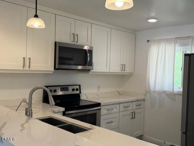 Building Photo - 2940 N Verdugo Rd