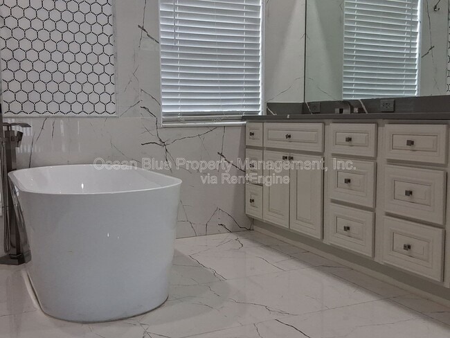 Building Photo - 19022 Fern Meadow Loop