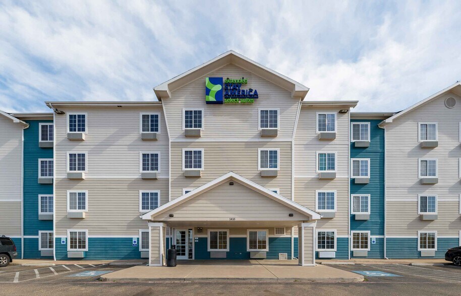 Building Photo - Furnished Studio-Lubbock - South