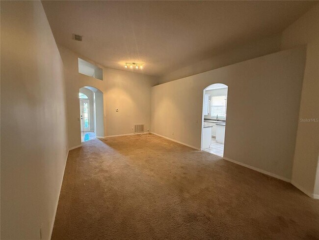 Building Photo - 1976 Willow Wood Dr