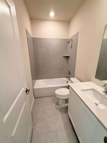 Building Photo - 2117 Mantua Farm Blvd