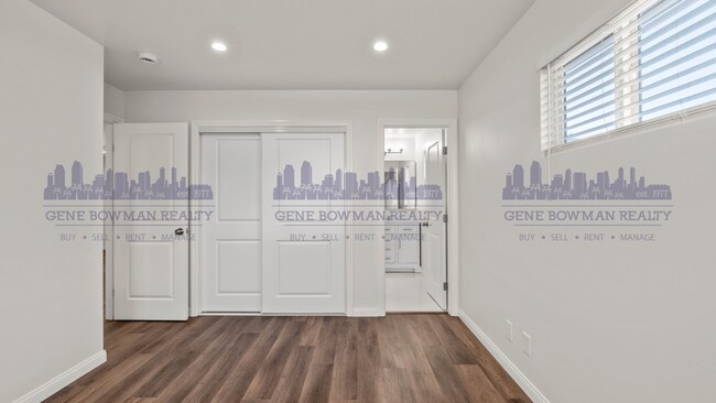 Building Photo - Spacious 3-Bedroom Home in Prime National ...