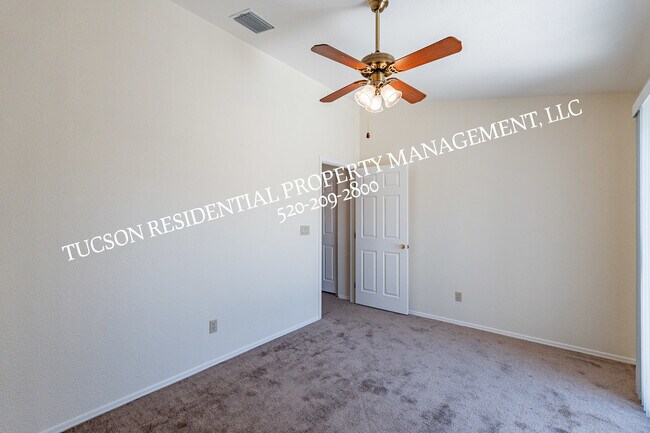 Building Photo - 12490 N Copper Queen Way