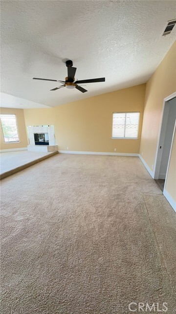 Building Photo - 22547 Cascade Dr