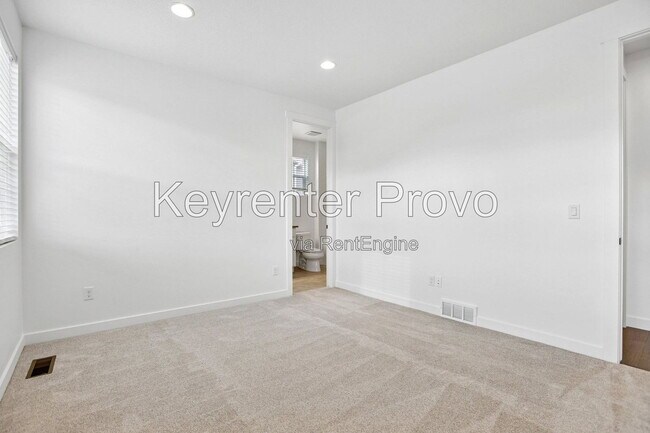 Building Photo - 2568 N 3670 W