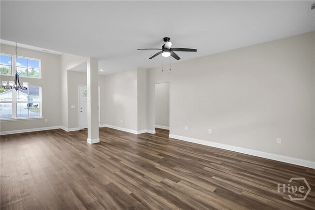Building Photo - 1039 Meloney Dr