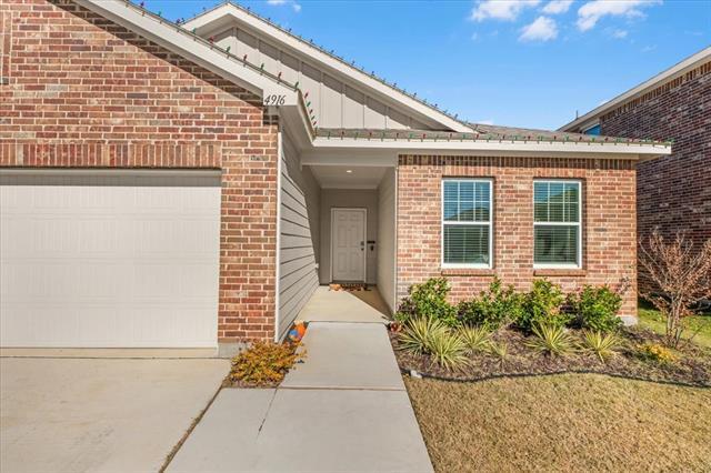 Building Photo - 4916 Knob Dr