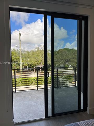 Building Photo - 6820 SW 80th St