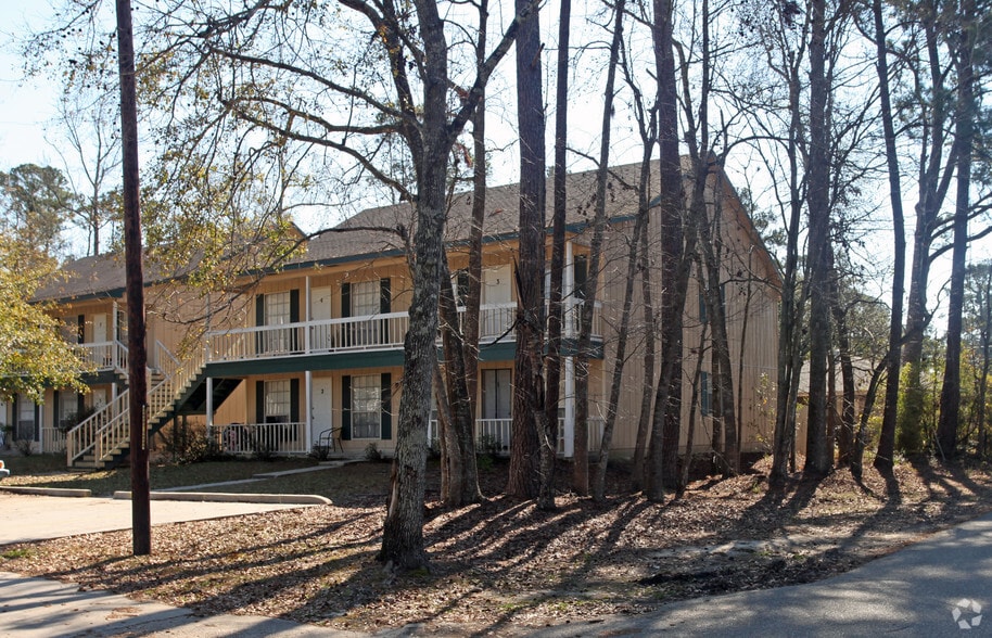 Berkley Apartments 2020 11th St Slidell LA 70458 Apartment Finder