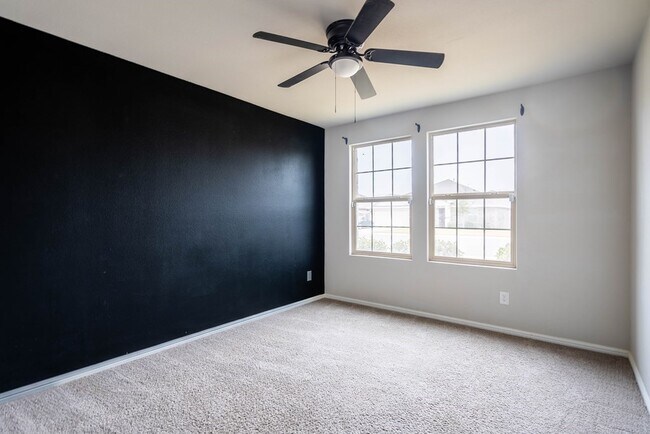 Building Photo - 7108 Buckwheat Rd