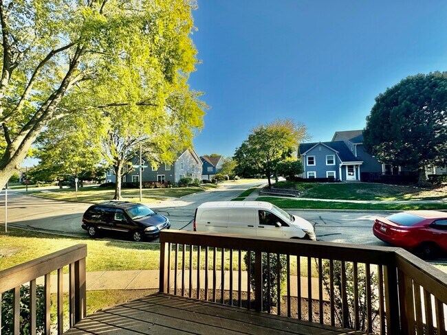 Building Photo - 2724 Weeping Willow Dr