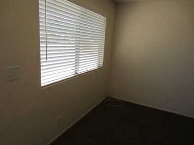 Building Photo - 74022 Cactus Dr