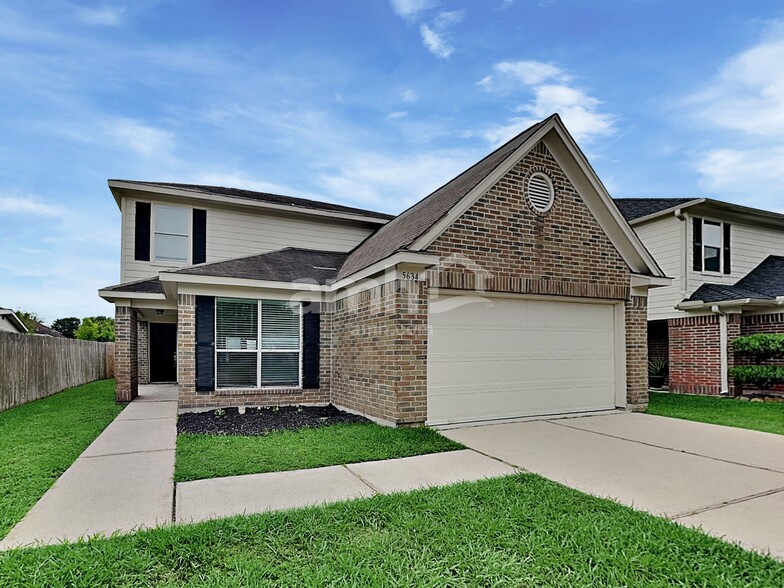 Primary Photo - 5634 Cinnamon Lake Dr