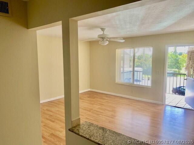 Building Photo - 428 Pine Glen Ln