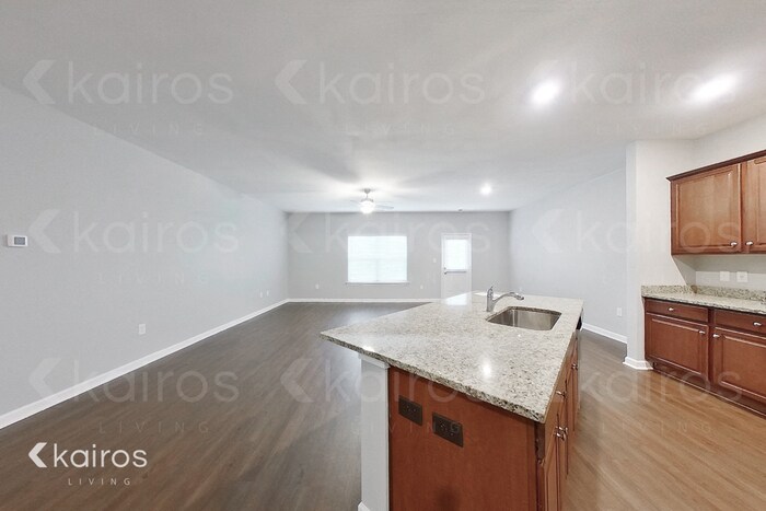 Building Photo - 108 Mayflower Cir