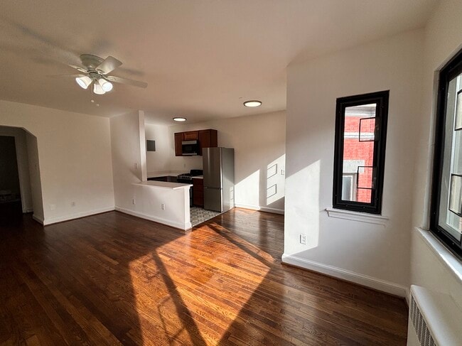 Building Photo - 1711 T St NW