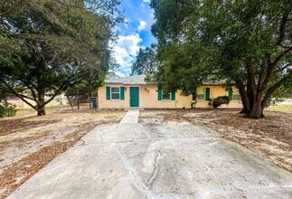 Building Photo - 585 N Scenic Hwy