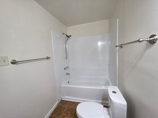 Building Photo - Chelsea