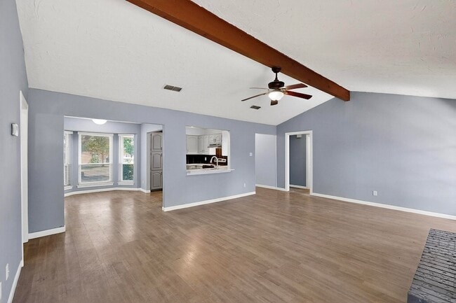 Building Photo - 2211 Sierra Dr