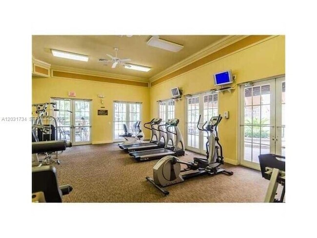 Building Photo - 950 SW 147th Ave