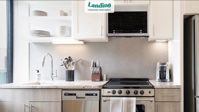 Building Photo - 10650 Dean Martin Dr