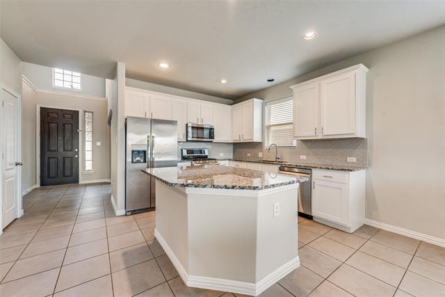 Building Photo - 6205 Roaring Creek