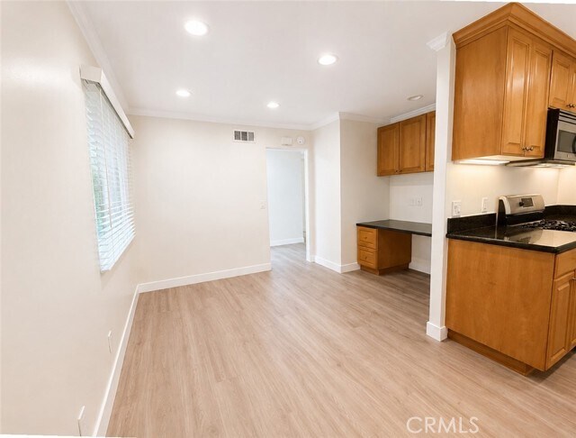 Building Photo - 7016 Lofty Grove Dr