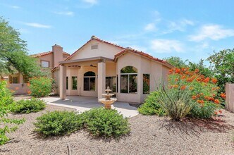 Building Photo - Beautiful, updated, Oro Valley home